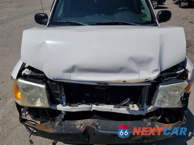Zdjęcie 12 z 13 samochodu: 2007 GMC ENVOY VIN:1GKDT13S172256081 - miniatura