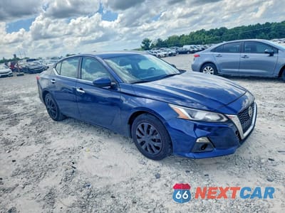 Czwarte zdjęcie samochodu z boku: 2020 NISSAN ALTIMA S VIN:1N4BL4BV6LC221207 - miniatura