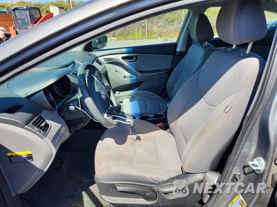 Zdjęcie 7 z 12 samochodu: 2013 HYUNDAI ELANTRA GLS VIN:5NPDH4AE9DH411479 - miniatura