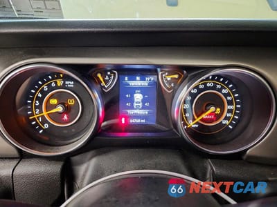 Zdjęcie 9 z 14 samochodu: 2022 JEEP WRANGLER UNLIMITED SPORT VIN:1C4HJXDG5NW227530 - miniatura