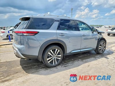 Trzecie zdjęcie samochodu z tyłu: 2024 NISSAN PATHFINDER PLATINUM VIN:5N1DR3DK8RC259394 - miniatura