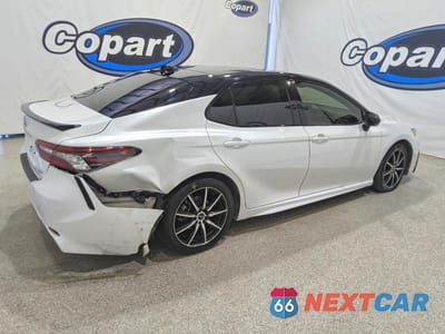 Trzecie zdjęcie samochodu z tyłu: 2023 TOYOTA CAMRY XSE VIN:4T1K61AK0PU096532 - miniatura
