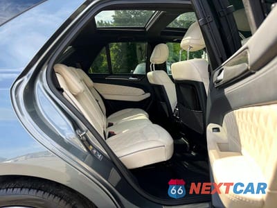 Zdjęcie 8 z 10 samochodu: 2018 MERCEDES-BENZ GLE 43 AMG VIN:4JGDA6EBXJB049784 - miniatura