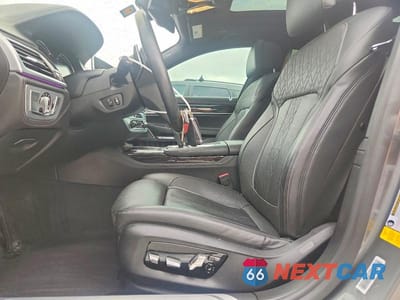 Zdjęcie 7 z 13 samochodu: 2018 BMW 750 I VIN:WBA7F0C59JGM23072 - miniatura