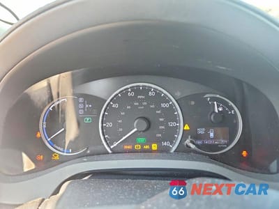 Zdjęcie 9 z 12 samochodu: 2011 LEXUS CT 200 VIN:JTHKD5BH6B2020465 - miniatura