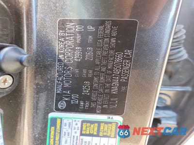 Zdjęcie 12 z 12 samochodu: 2011 KIA OPTIMA EX VIN:KNAGN4A74B5078660 - miniatura