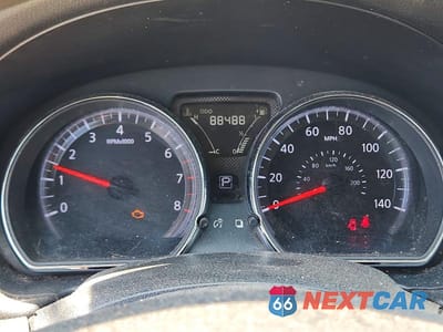 Zdjęcie 9 z 12 samochodu: 2018 NISSAN VERSA SV VIN:3N1CN7AP5JL820388 - miniatura