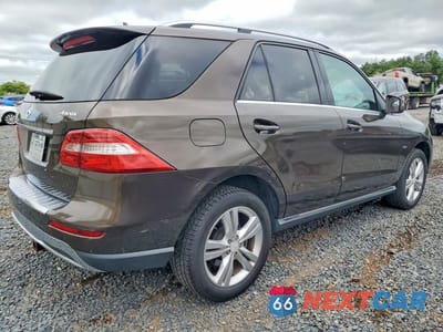 Trzecie zdjęcie samochodu z tyłu: 2012 MERCEDES-BENZ ML 350 4MATIC VIN:4JGDA5HB2CA024991 - miniatura