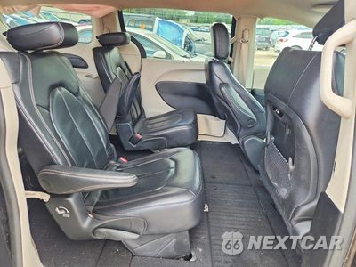 Zdjęcie 11 z 13 samochodu: 2022 CHRYSLER PACIFICA TOURING L VIN:2C4RC1BG8NR191145 - miniatura