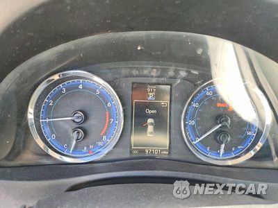 Zdjęcie 9 z 12 samochodu: 2019 TOYOTA COROLLA SE VIN:2T1BURHE2KC129898 - miniatura