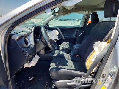 Zdjęcie 7 z 12 samochodu: 2017 TOYOTA RAV4 XLE VIN:2T3WFREV2HW363974 - miniatura