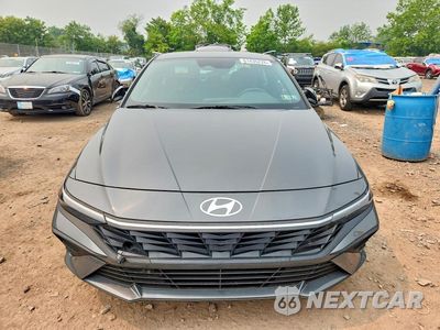 Piąte zdjęcie samochodu w środku: 2025 HYUNDAI ELANTRA SEL SPORT VIN:KMHLM4DG9SU890778 - miniatura