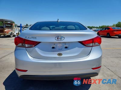Zdjęcie 6 z 12 samochodu: 2014 HYUNDAI ELANTRA SE VIN:5NPDH4AEXEH526500 - miniatura