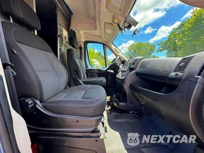 Piąte zdjęcie samochodu w środku: 2019 RAM PROMASTER 3500 3500 HIGH VIN:3C6URVJG5KE548450 - miniatura