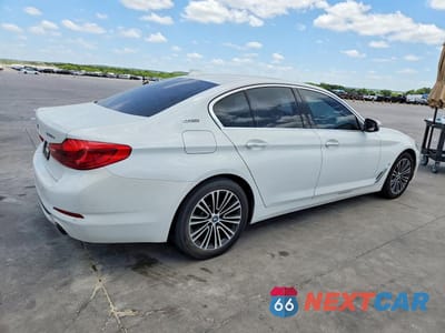 Trzecie zdjęcie samochodu z tyłu: 2018 BMW 530E VIN:WBAJA9C59JB253480 - miniatura