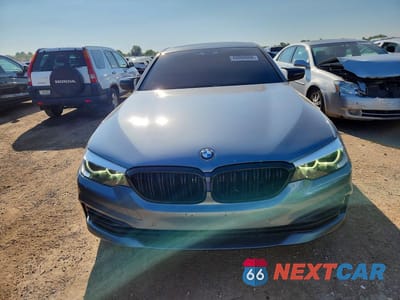 Piąte zdjęcie samochodu w środku: 2019 BMW 530 XI VIN:WBAJA7C50KWW19891 - miniatura
