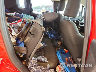 Zdjęcie 11 z 13 samochodu: 2017 JEEP RENEGADE SPORT VIN:ZACCJBAB6HPG20833 - miniatura
