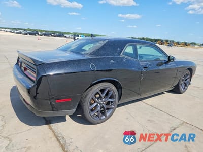 Trzecie zdjęcie samochodu z tyłu: 2023 DODGE CHALLENGER R/T VIN:2C3CDZBT2PH650178 - miniatura