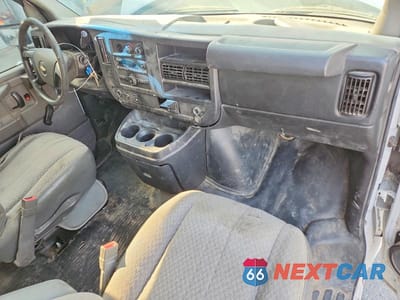 Zdjęcie 8 z 13 samochodu: 2015 CHEVROLET EXPRESS G3500 VIN:1GB0G2CG3F1284991 - miniatura