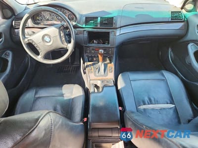 Zdjęcie 8 z 13 samochodu: 2002 BMW 325 XI VIN:WBAEU33492PH85039 - miniatura
