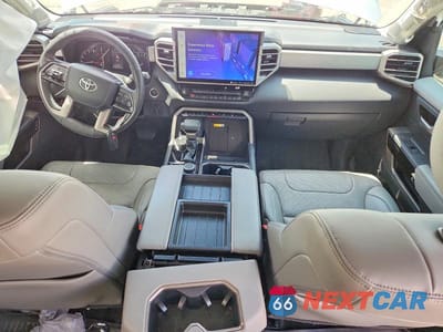 Zdjęcie 8 z 12 samochodu: 2022 TOYOTA TUNDRA CREWMAX LIMITED VIN:5TFJA5DBXNX016859 - miniatura