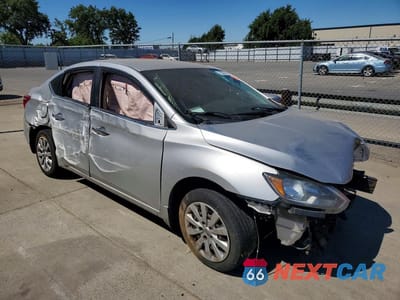 Czwarte zdjęcie samochodu z boku: 2016 NISSAN SENTRA S VIN:3N1AB7AP9GY337420 - miniatura
