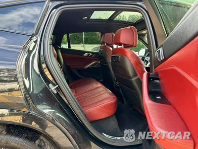 Zdjęcie 7 z 10 samochodu: 2022 BMW X6 XDRIVE40I VIN:5UXCY6C05N9L63884 - miniatura