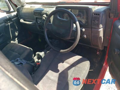 Zdjęcie 8 z 12 samochodu: 2003 JEEP WRANGLER / TJ SPORT VIN:1J4F449S93P357516 - miniatura