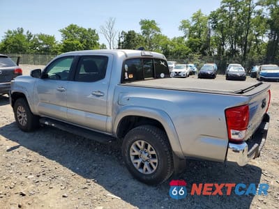 Drugie zdjęcie samochodu z przodu: 2017 TOYOTA TACOMA SR5 V6 VIN:3TMCZ5AN1HM120523 - miniatura