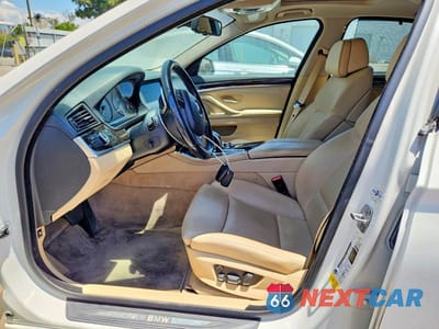 Zdjęcie 7 z 12 samochodu: 2011 BMW 550 I VIN:WBAFR9C52BC618267 - miniatura
