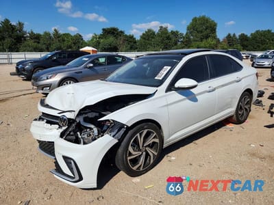 2025 VOLKSWAGEN JETTA SEL 3VWGX7BU4SM041621 - główne zdjęcie licytacji z USA - miniatura