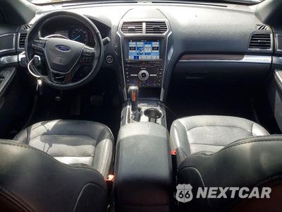 Zdjęcie 8 z 13 samochodu: 2018 FORD EXPLORER LIMITED VIN:1FM5K7F88JGA81677 - miniatura
