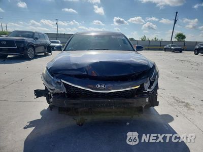 Piąte zdjęcie samochodu w środku: 2019 KIA OPTIMA LX VIN:5XXGT4L33KG302547 - miniatura