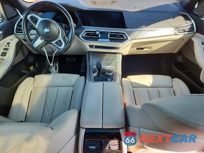 Zdjęcie 8 z 13 samochodu: 2021 BMW X5 XDRIVE40I VIN:5UXCR6C09M9F82930 - miniatura
