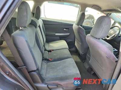 Zdjęcie 10 z 12 samochodu: 2013 TOYOTA PRIUS V TWO VIN:JTDZN3EU9D3222269 - miniatura