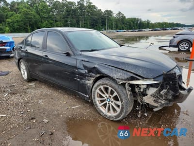 Czwarte zdjęcie samochodu z boku: 2016 BMW 320 I VIN:WBA8E1G54GNT38202 - miniatura