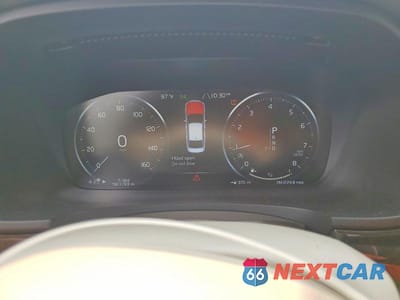 Zdjęcie 9 z 12 samochodu: 2018 VOLVO S90 T6 MOMENTUM VIN:LVY992MK1JP024703 - miniatura