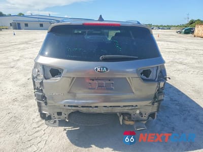 Zdjęcie 6 z 14 samochodu: 2016 KIA SORENTO SX V6 VIN:5XYPK4A51GG047357 - miniatura