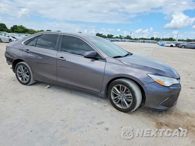 Czwarte zdjęcie samochodu z boku: 2017 TOYOTA CAMRY SE VIN:4T1BF1FK5HU693251 - miniatura