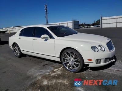 Czwarte zdjęcie samochodu z boku: 2013 BENTLEY CONTINENTAL FLYING SPUR VIN:SCBBR9ZA0DC082379 - miniatura