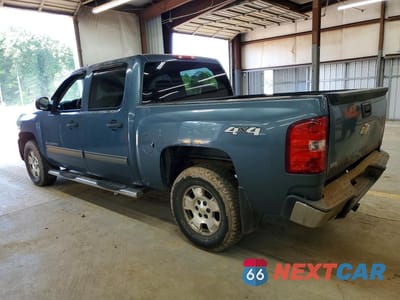 Drugie zdjęcie samochodu z przodu: 2011 CHEVROLET SILVERADO K1500 LT VIN:3GCPKSE36BG378085 - miniatura
