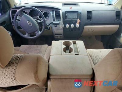 Zdjęcie 8 z 12 samochodu: 2008 TOYOTA TUNDRA GRADE VIN:5TFDV54118X060939 - miniatura