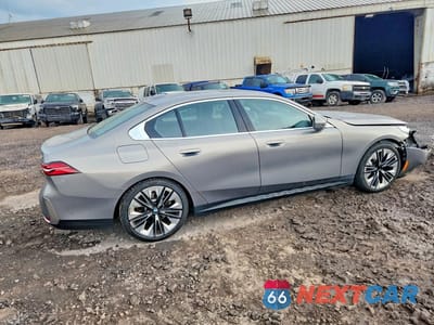 Trzecie zdjęcie samochodu z tyłu: 2024 BMW 530 XI VIN:WBA53FJ00RCP92755 - miniatura