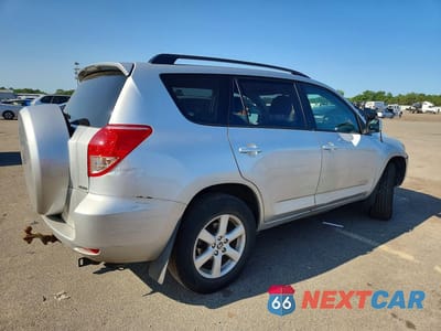 Trzecie zdjęcie samochodu z tyłu: 2006 TOYOTA RAV4 LIMITED VIN:JTMBD31V665022816 - miniatura