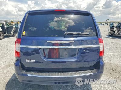 Zdjęcie 6 z 14 samochodu: 2014 CHRYSLER TOWN & COUNTRY TOURING VIN:2C4RC1BG4ER373182 - miniatura