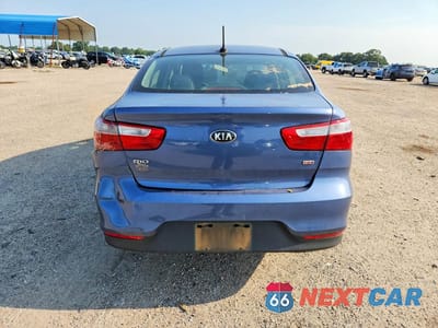 Zdjęcie 6 z 12 samochodu: 2016 KIA RIO LX VIN:KNADM4A39G6539646 - miniatura