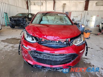 Piąte zdjęcie samochodu w środku: 2020 CHEVROLET BOLT EV LT VIN:1G1FY6S01L4121001 - miniatura