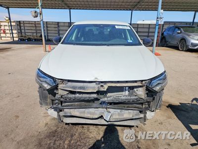 Piąte zdjęcie samochodu w środku: 2024 VOLKSWAGEN JETTA SPORT VIN:3VWBM7BU3RM041073 - miniatura