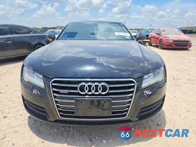 Piąte zdjęcie samochodu w środku: 2014 AUDI A7 PREMIUM PLUS VIN:WAUWGAFC2EN093012 - miniatura