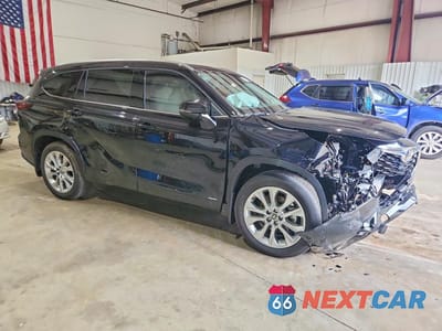 Czwarte zdjęcie samochodu z boku: 2026 TOYOTA HIGHLANDER HYBRID LIMITED VIN:5TDXBRCH1TS714560 - miniatura